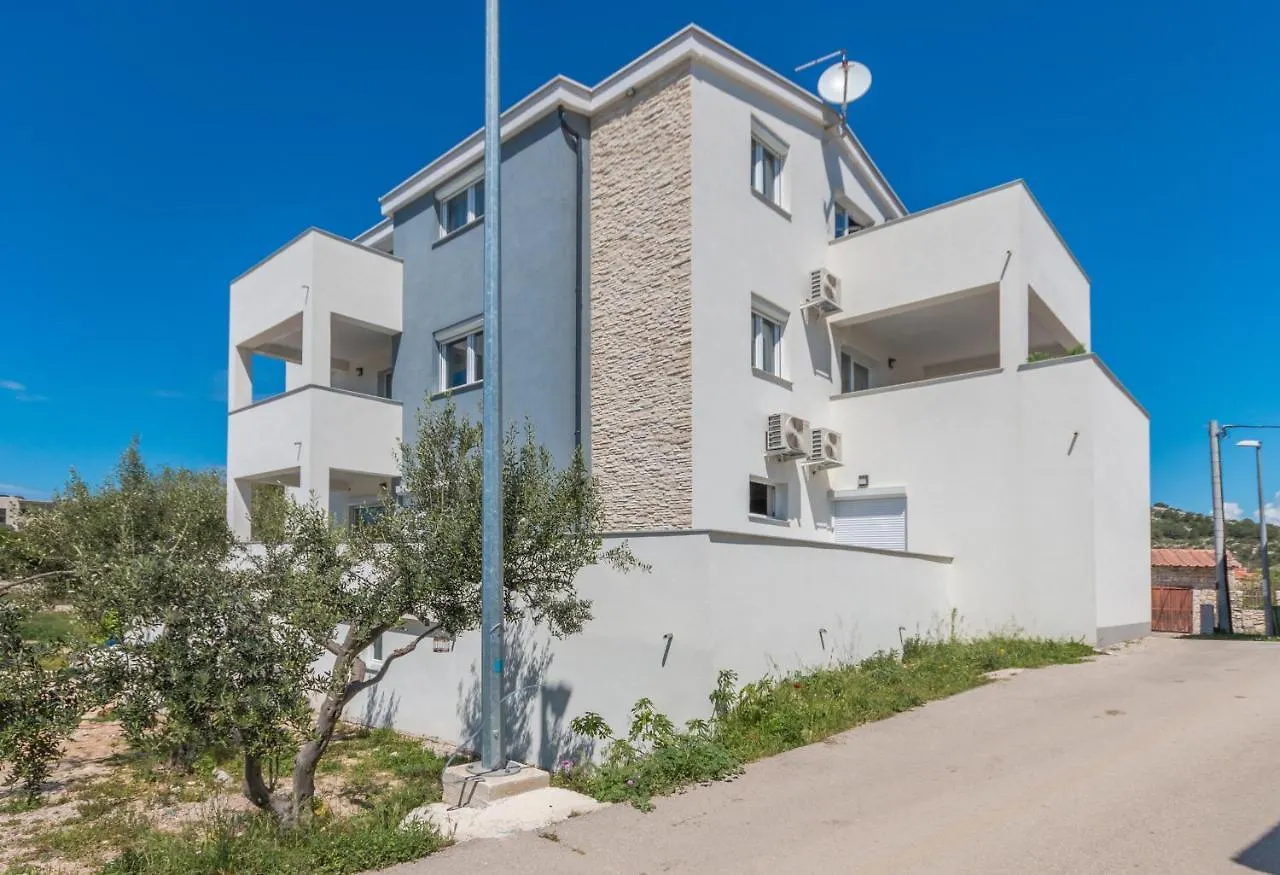 Marilu Luxury Apartments Драге